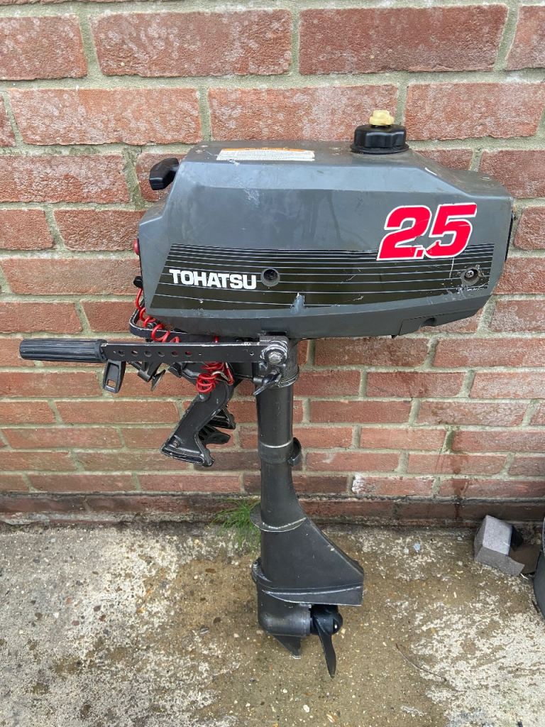Tohatsu 2.5hp outboard motor 