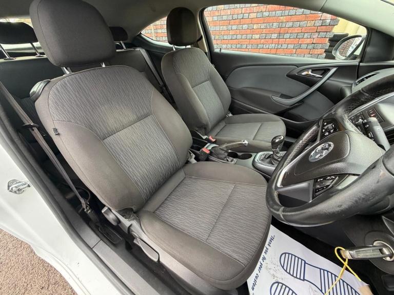 2014 Vauxhall Astra GTC 2.0 CDTi 16V Sport 3dr HATCHBACK DIESEL Manual