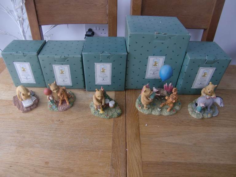 Border of fine arts. Winnie the Pooh. Pooh writing. piglet with balloon. Pooh honey and foxgloves. 