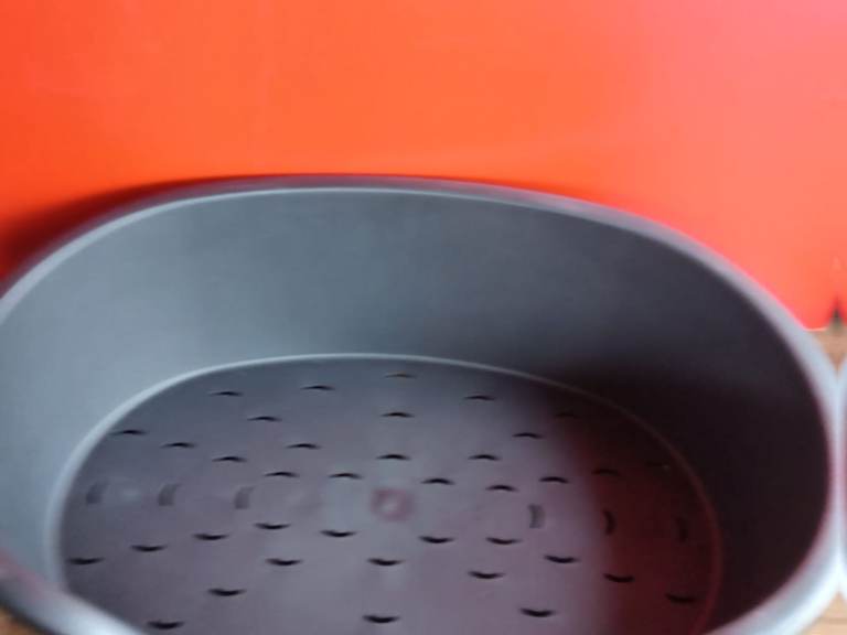 £5 each Plastic Dog Bed