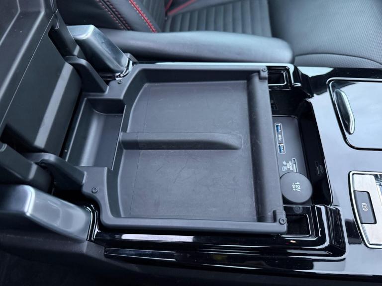 2019 Land Rover Discovery 2.0 SD4 HSE Auto 4WD Euro 6 (s/s) 5dr ESTATE Diesel Automatic