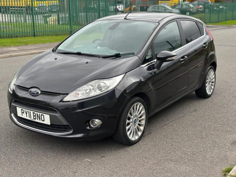 2011 Ford Fiesta 1.4 Titanium 5dr HATCHBACK Petrol Manual