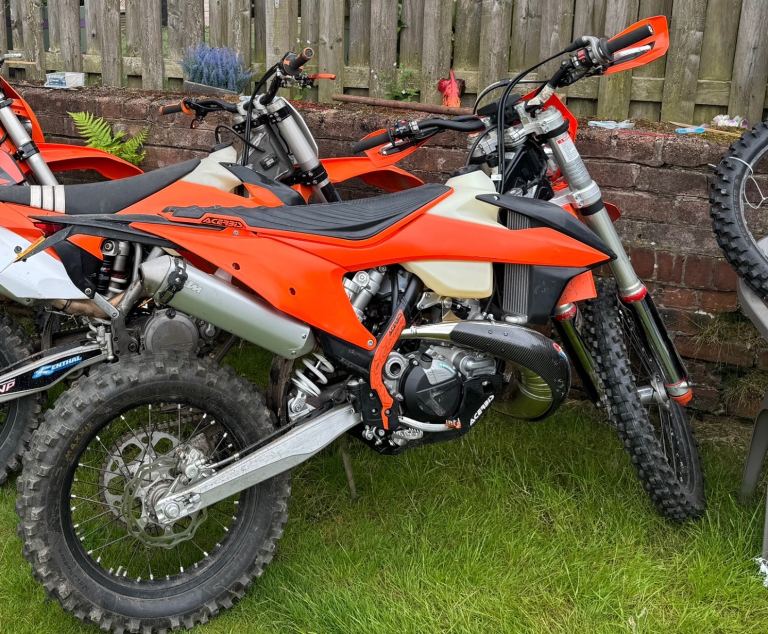 2022 KTM 300 exc 15 hours