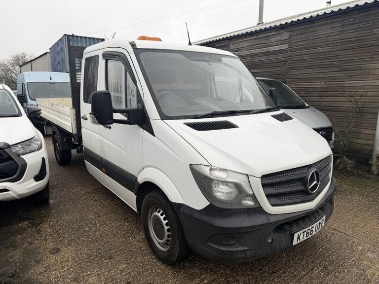 2017 Mercedes-Benz Sprinter 3.5t Crew Cab CHASSIS CAB DIESEL Manual