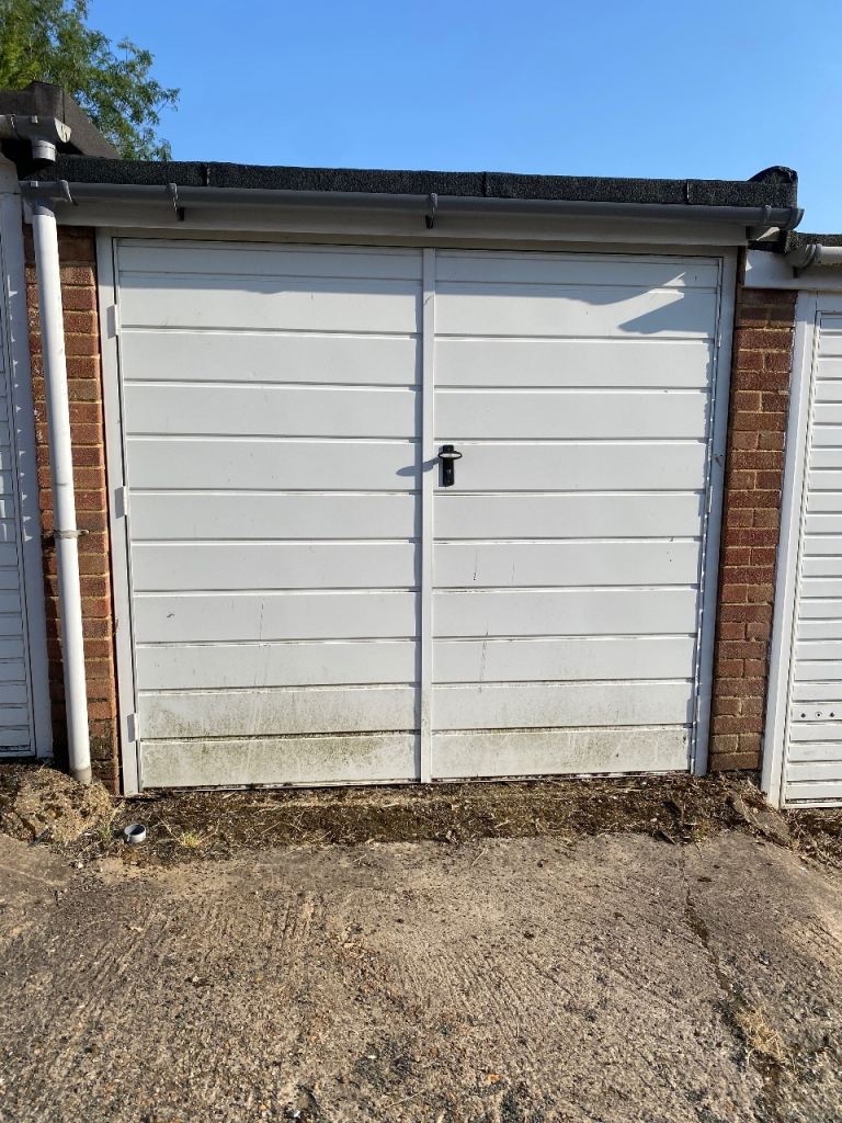 Freehold garage for sale in Harold Hill, Romford nr Brentwood Havering Hornchurch