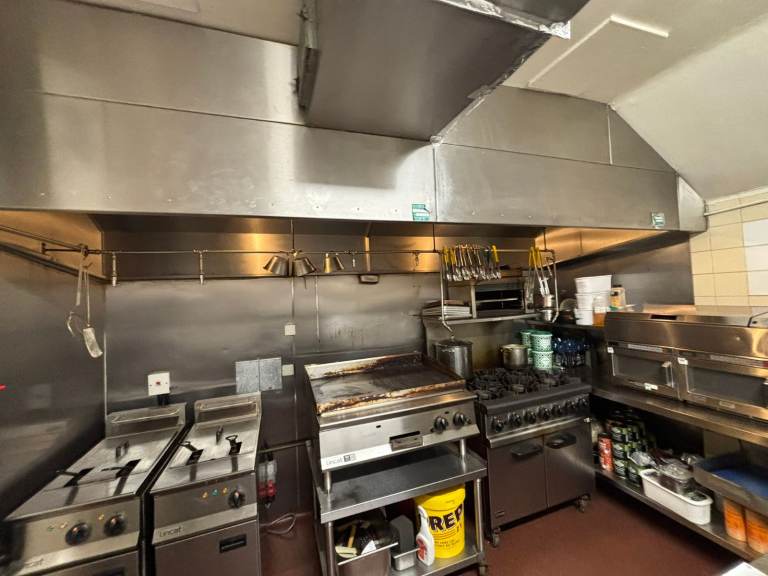 Pub kitchen for rent in Watford