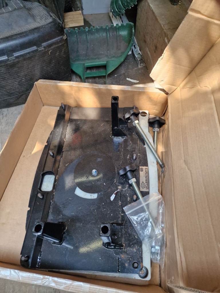 Vw transporter 5 passanger captains chair swivel base 