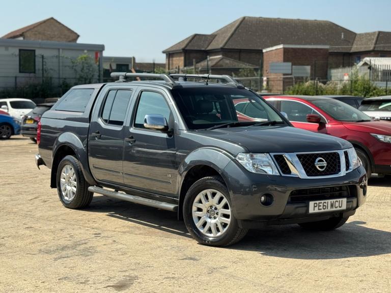 2011 Nissan Navara Double Cab Pick Up Outlaw 3.0dCi V6 231 4WD Auto PICK UP Diesel Automatic