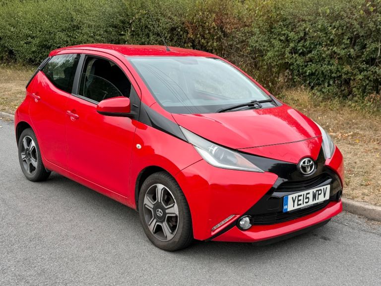 Toyota, AYGO, Hatchback, 2015, Manual, 998 (cc), 5 doors
