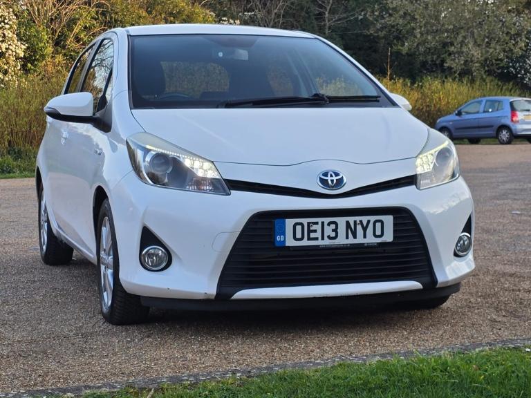 2013 Toyota Yaris 1.5 VVT-i Hybrid T4 5dr CVT HATCHBACK Petrol/Electric Hybrid Automatic