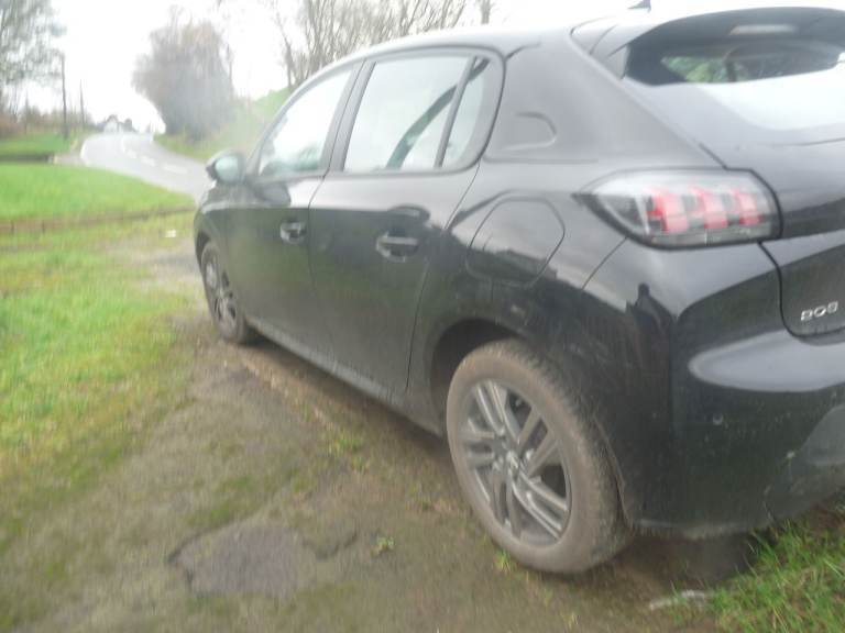 Peugeot, 208, Hatchback, 2022, Manual, 1199 (cc), 5 doors