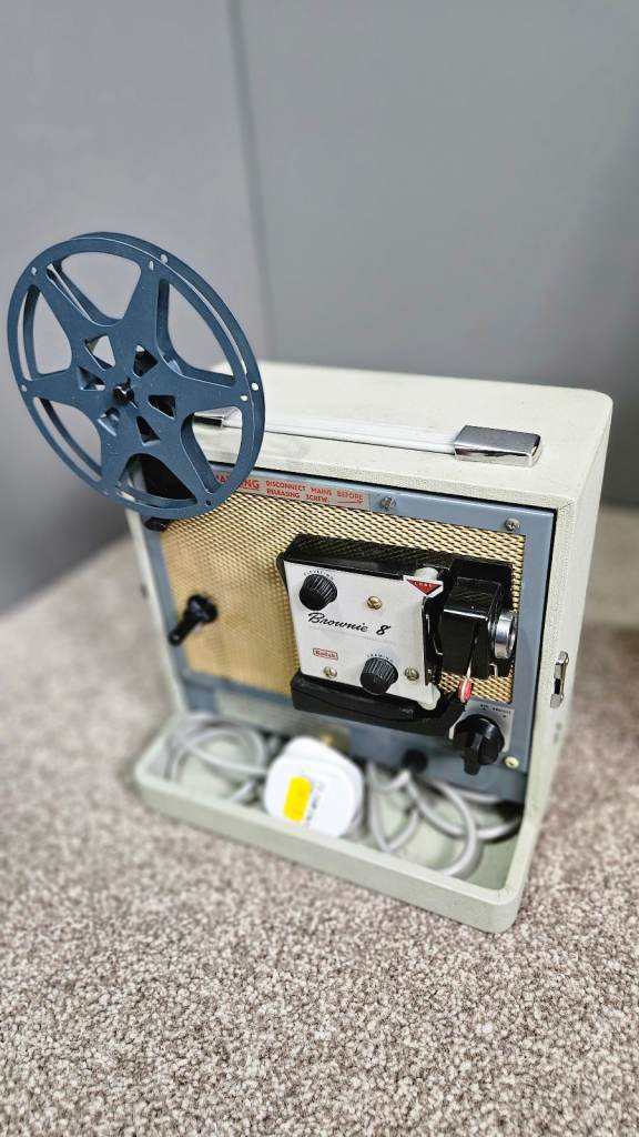 Kodak Cine 8 projector
