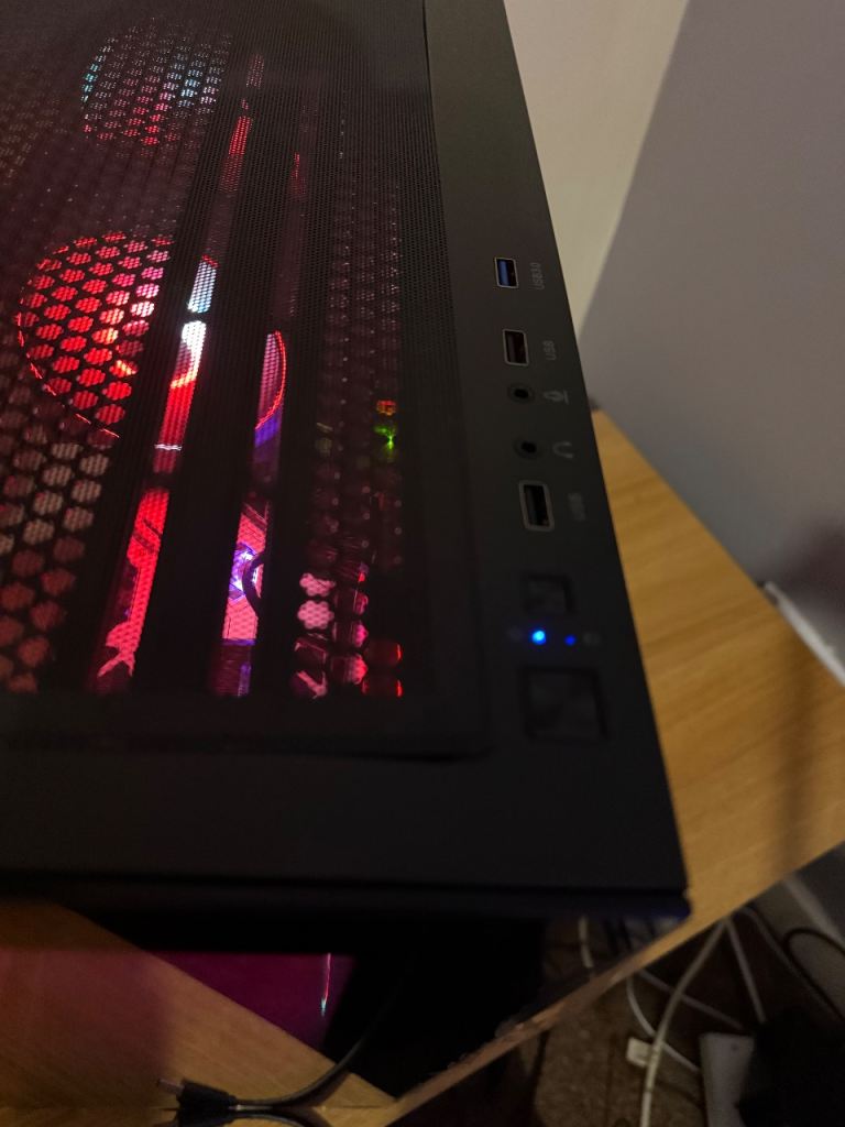  Ryzen 7 5700x + RX 6800 – £700