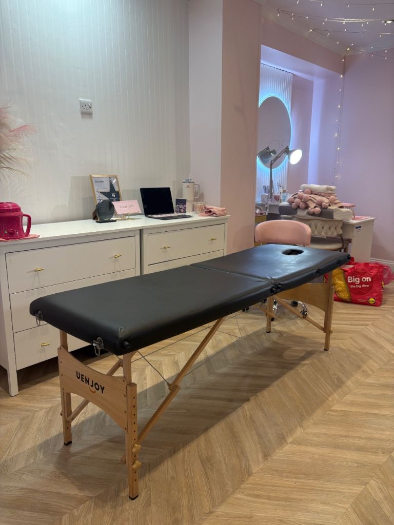 Portable Massage Table | collection from CF5 1HD 