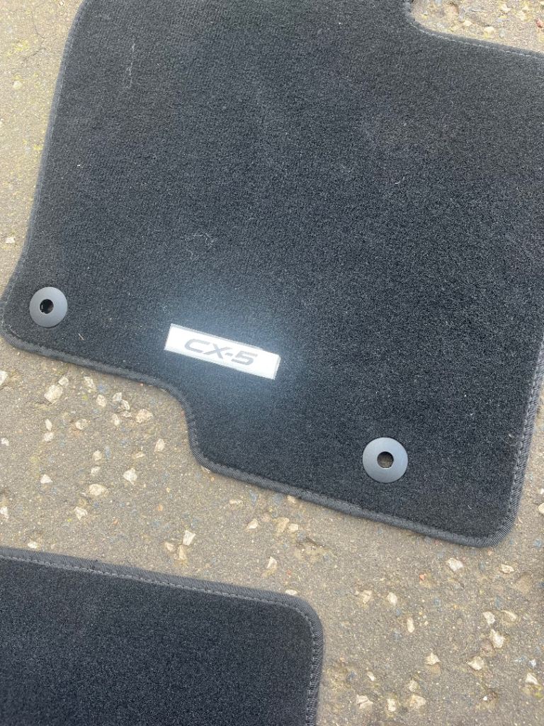 Mazda CX5 carpet floor mats 