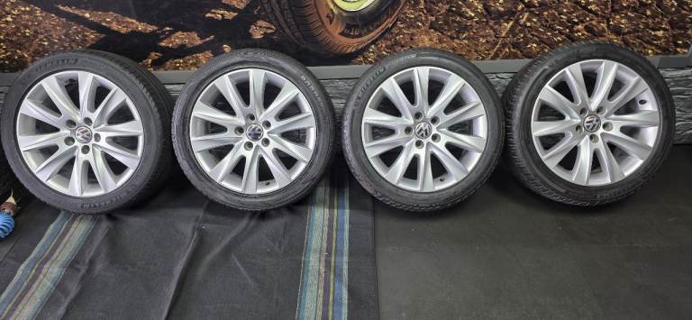 VW Genuine 17 Alloy Wheels + 4 x tyres 225 45 17