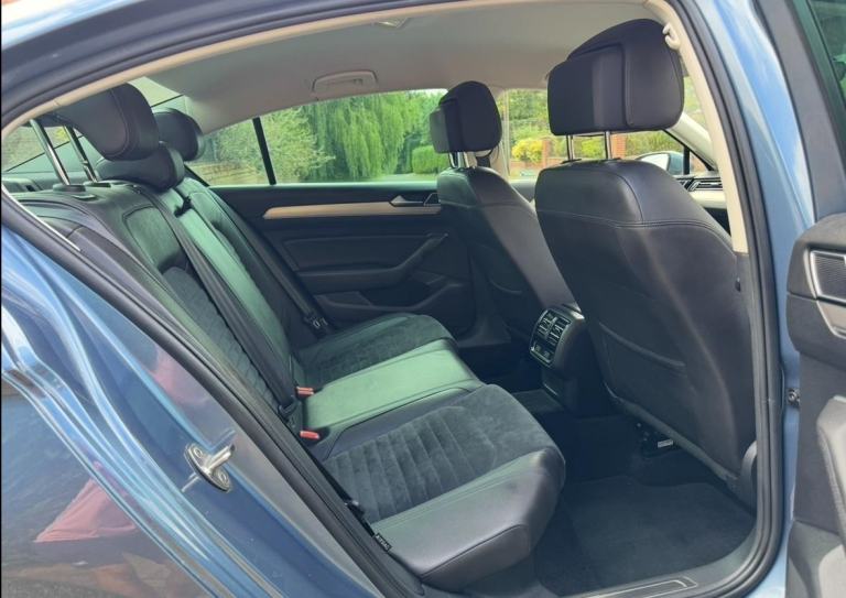 2016 VOLKSWAGEN PASSAT GT 2.0 TDi BLUEMOTION TECH 10 SERVICE STAMPS CAMBELT DONE