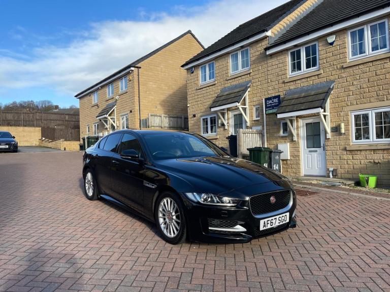 2017 Jaguar XE 2.0d R-Sport 4dr Auto SALOON Diesel Automatic