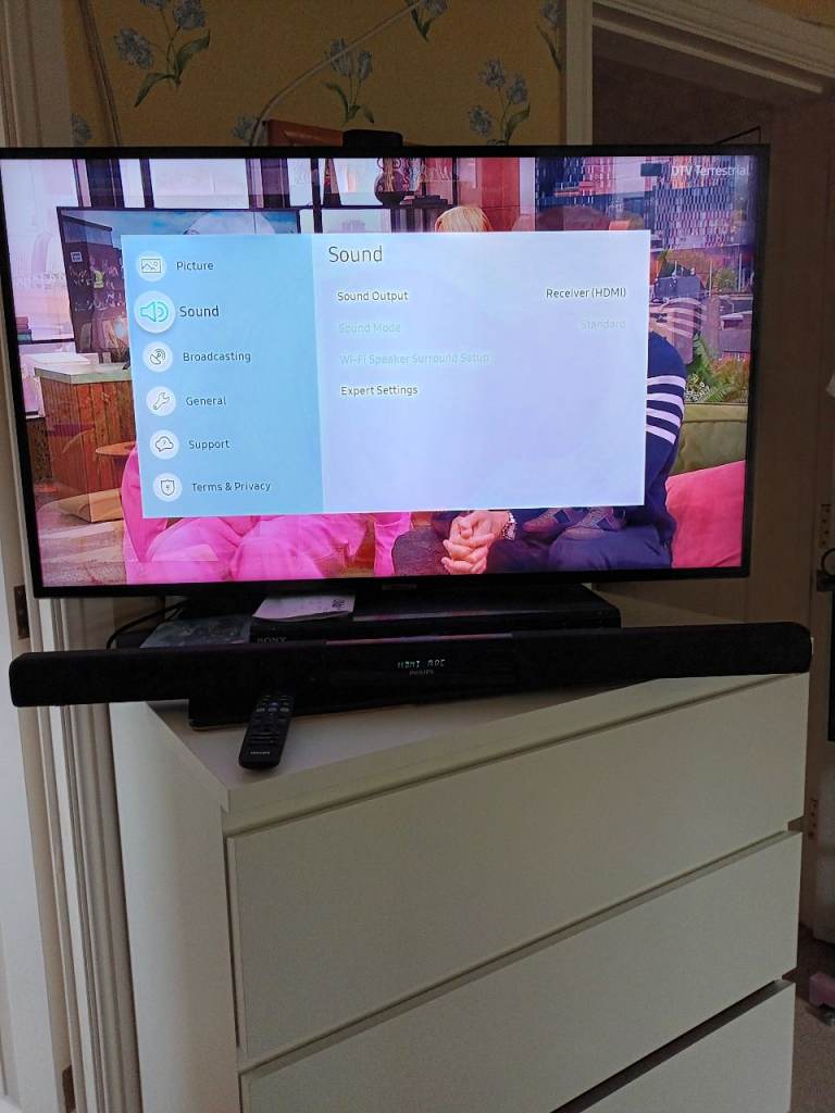 Philips HTL3140B Soundbar Good condition Fully Working Remote control Power supply Free delivery
