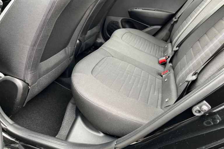 2025 Hyundai i10 1.2 Advance Hatchback 5dr Petrol Auto Euro 6 (s/s) (79 ps) Hatchback Petrol Auto...