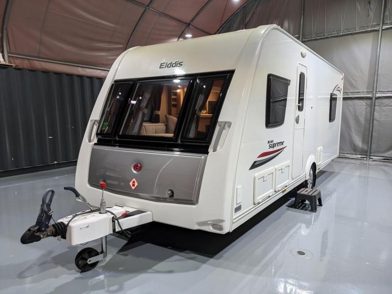 Elddis Supreme 550 2014 4 Berth Fixed Bed Caravan 