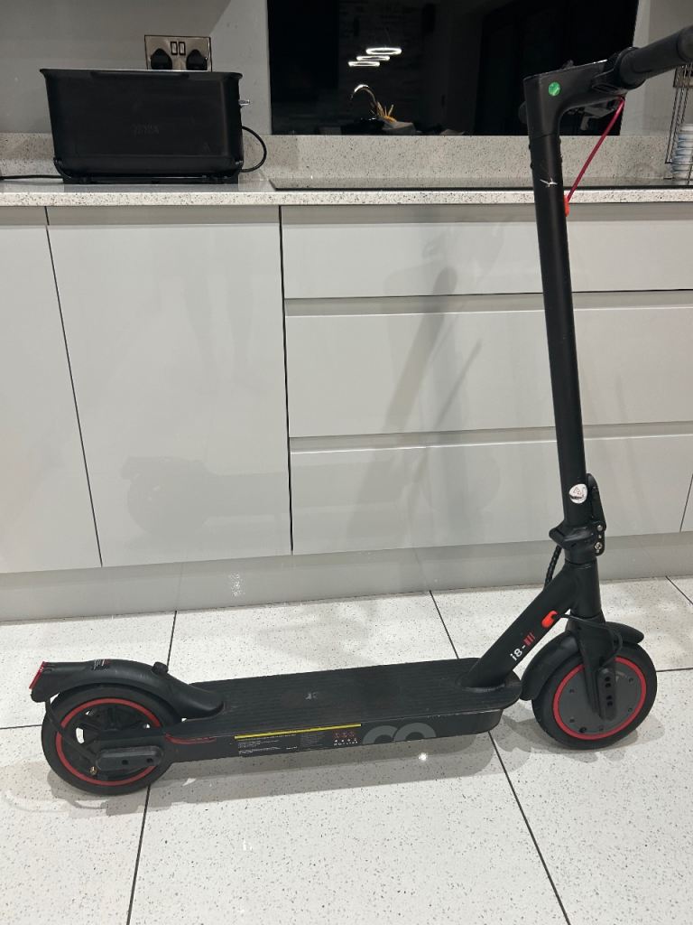 Electric i8 scooter 
