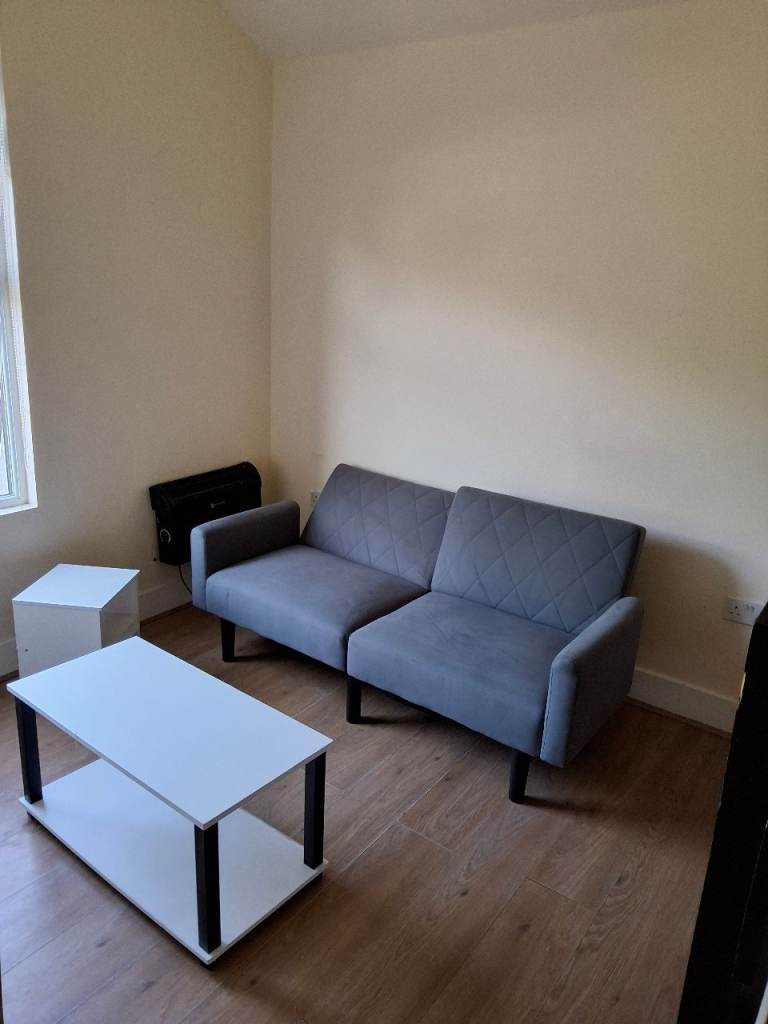 En suite studio in Bexley-DSS welcome