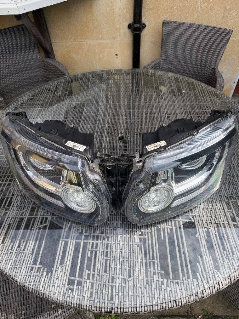 Genuine Headlights for Land Rover Discovery 4 (Facelift)