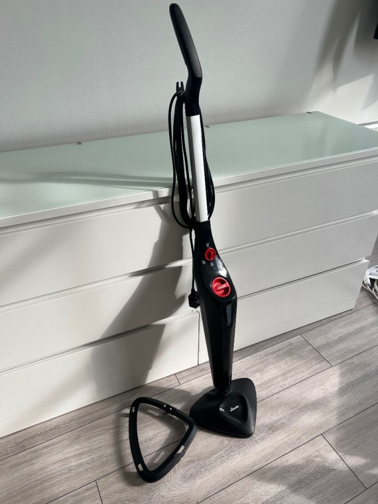 Vileda Steam Mop – fully working + carpet attachment RRP £70