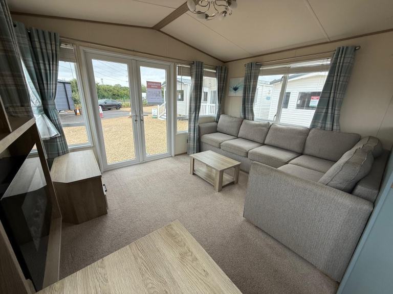 2017 ABI SUNNINGDALE 39X12 • 2 BED • DG • CH • £26,000