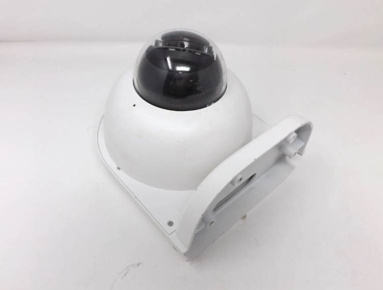 meraki mv21 indoor cloud managed security camera with L-Shape wall mount bracket