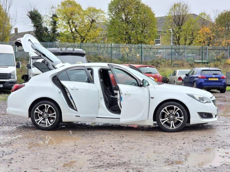 2015 Vauxhall Insignia 2.0 CDTi Limited Edition Hatchback 5dr Diesel Manual Euro 5 (130 ps) Hatch...