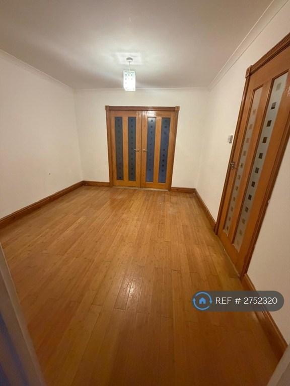 4 bedroom house in Alban Avenue, St. Albans, AL3 (4 bed) (#2752320)