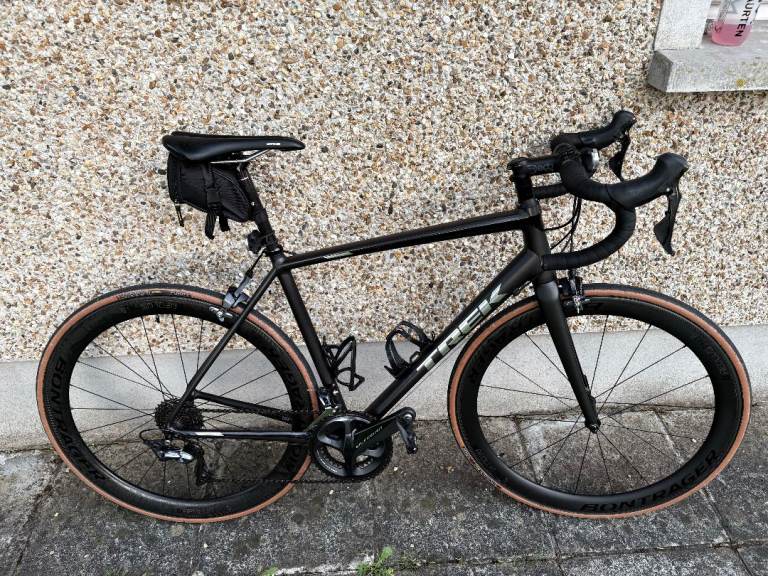 Trek Émonda ALR 6 road bike (Upgraded Carbon Wheels)