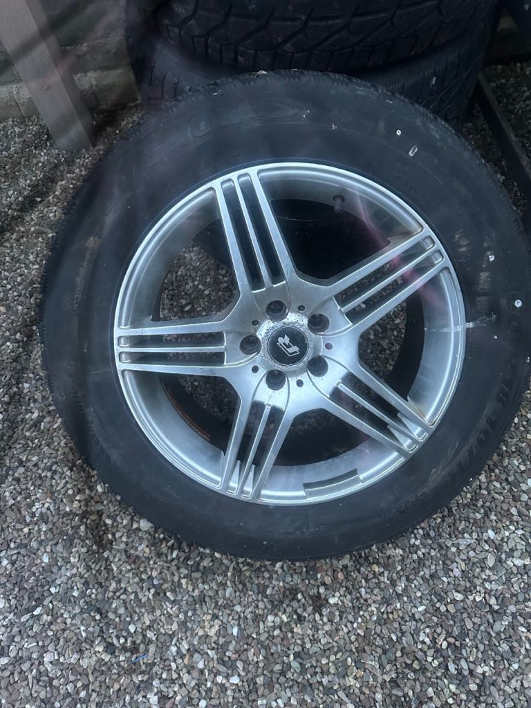 4x alloys with new winter tyres