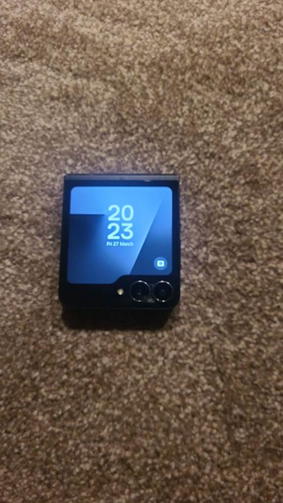 Samsung galaxy z flip 7 fe