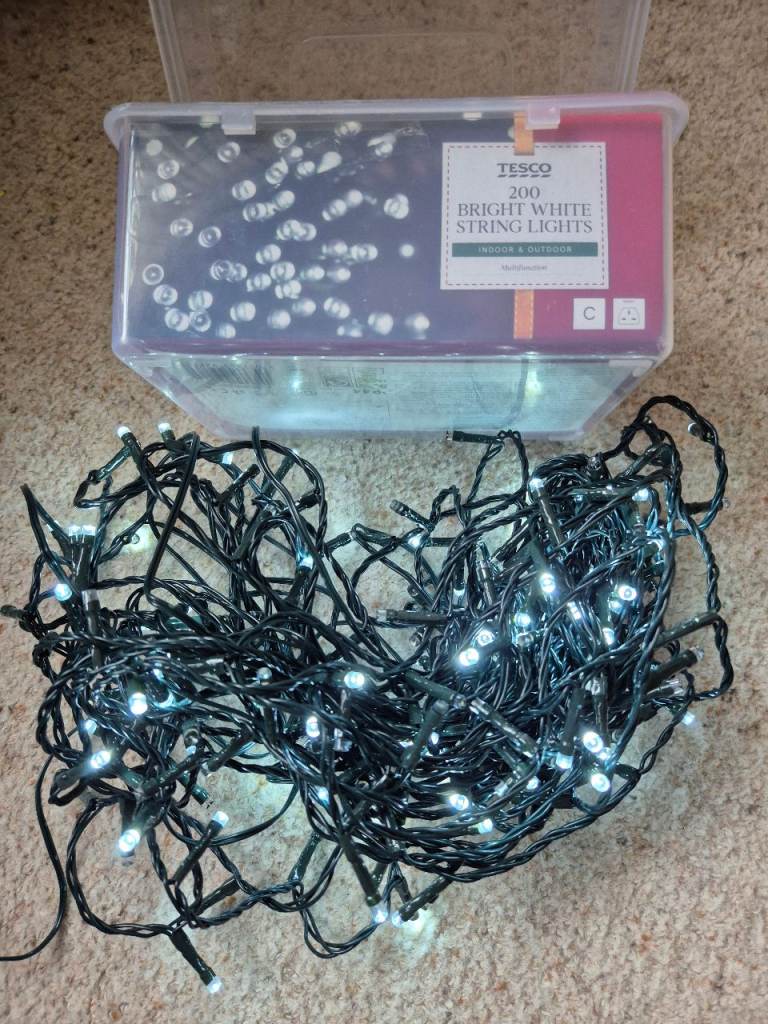 Tesco 200 bright white fairy lights multifunction indoor/outdoor, mains powered