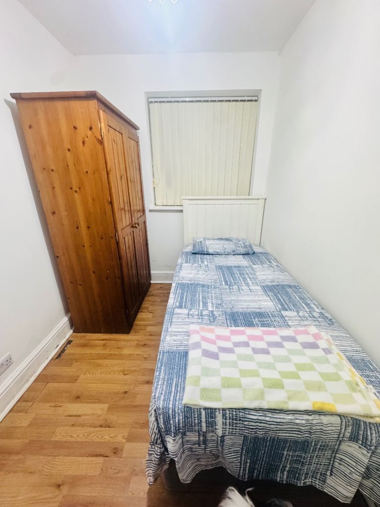 Single room to rent 