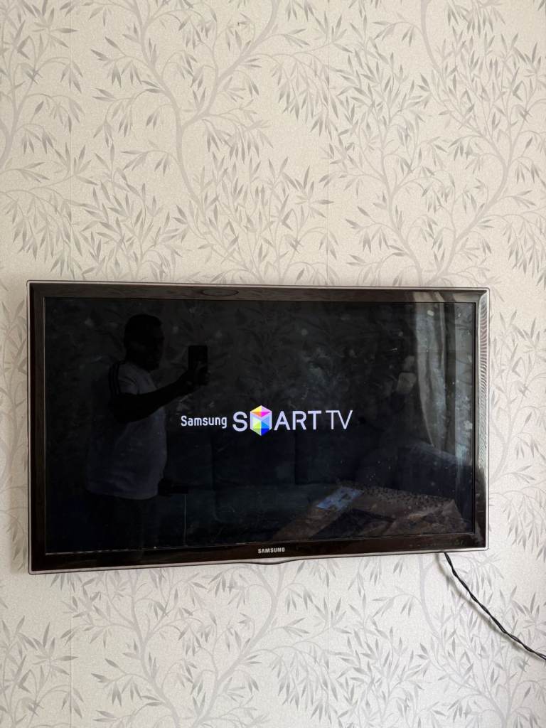 Samsung Smart TV 40inch 