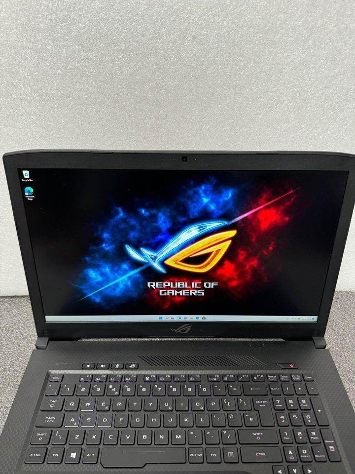 NEW BOXED ASUS GAMING LAPTOP 17.3 INCH NVIDIA GTX GRAPHICS SALE