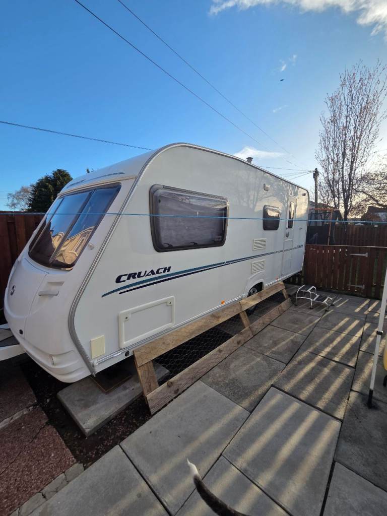 Swift Cruach Cuillin 2009 + generator + caravan cover 