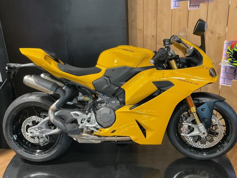 Ducati Panigale V2S 2026 Brand New Model! LOW RATE FINANCE 5.9%APR HP & PCP!
