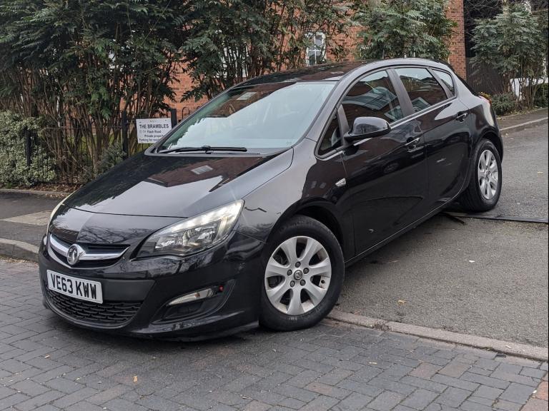 2013 Vauxhall Astra 1.7 CDTi 16V ecoFLEX 130 Design 5dr [99g/km] [SS] HATCHBACK Diesel Manual