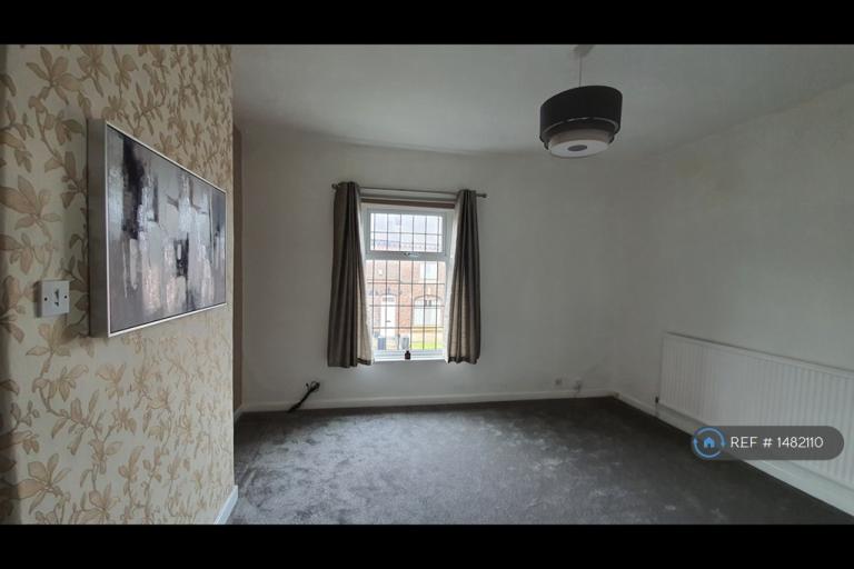 2 bedroom house in Grosvenor Street, Manchester, M26 (2 bed) (#1482110)