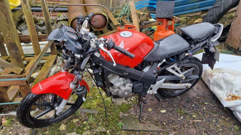Honda CBR125R 2004 spares or repair
