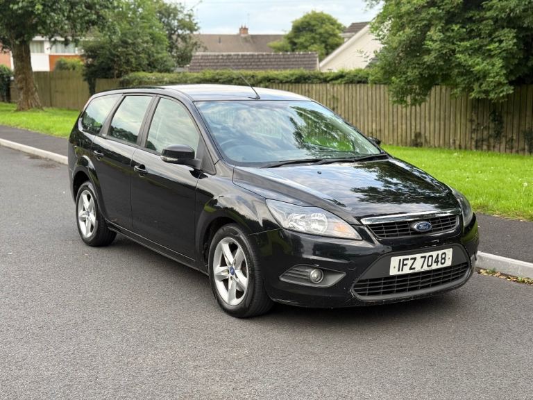 Automatic Ford, FOCUS, Estate, 2011, 1596 (cc), 5 doors