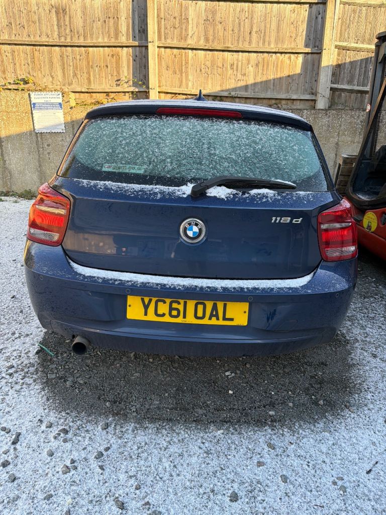 BMW, 1 SERIES, Hatchback, 2011, Manual, 1995 (cc), 5 doors