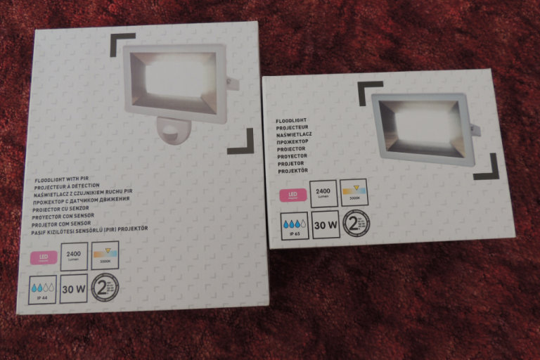 A PAIR OF LED FLOODLIGHTS IN WHITE