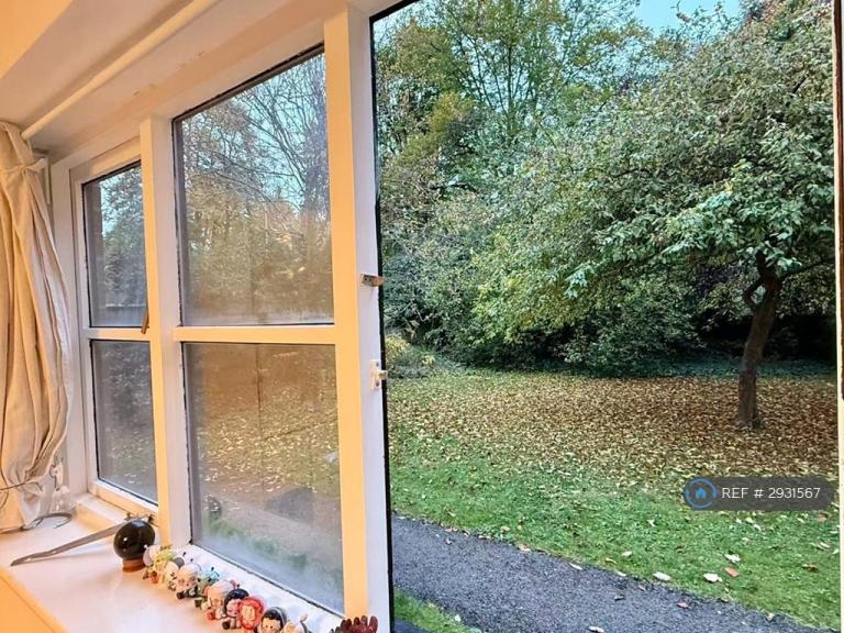 2 bedroom flat in Radley House, Oxford, OX2 (2 bed) (#2931567)