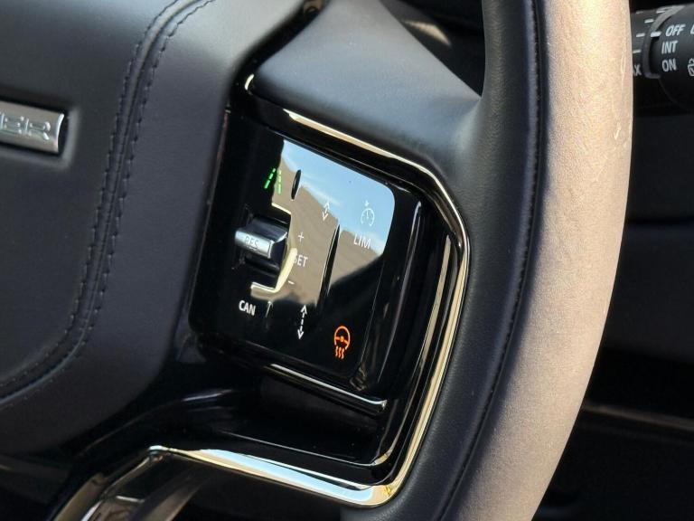 2024 Land Rover Range Rover Sport 3.0 D300 MHEV Dynamic SE SUV 5dr Diesel Auto 4WD Euro 6 (s/s) (...